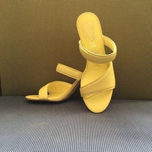 NWT Yellow slides- Calvin Klein